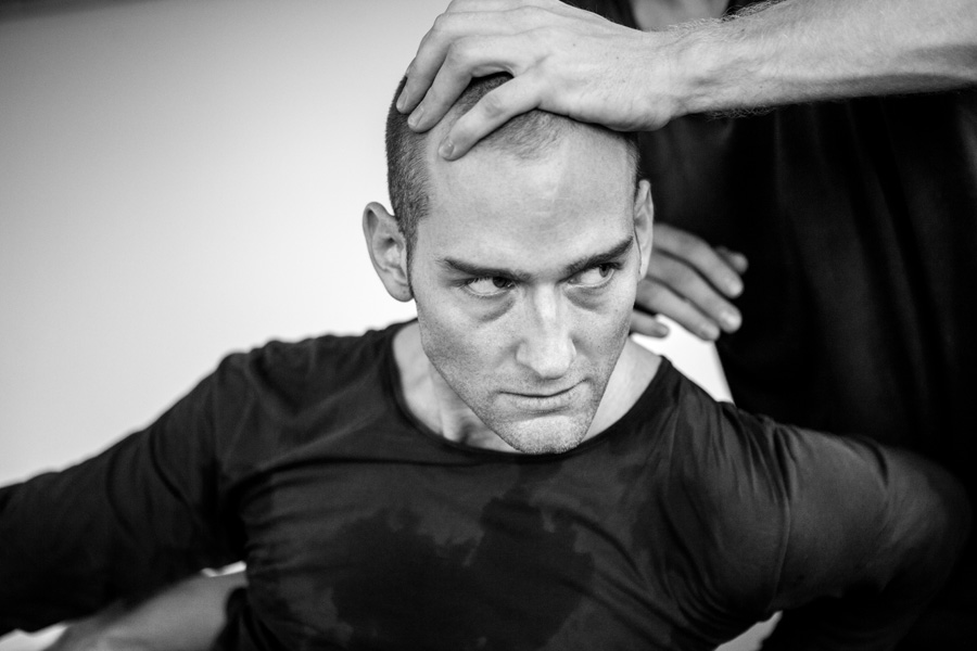 Performer Hannes Langolf © Ben Hopper